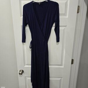 Lulu's Dark Blue Maxi Dress With 3/4 Sleeves Size L